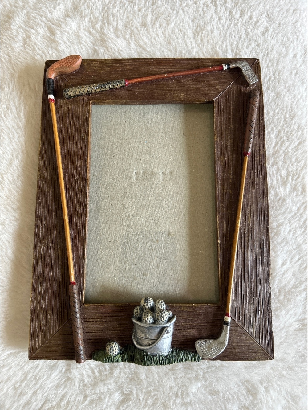 Golf-Themed Decorative Photo Frame with Golf Clubs and Golf Balls